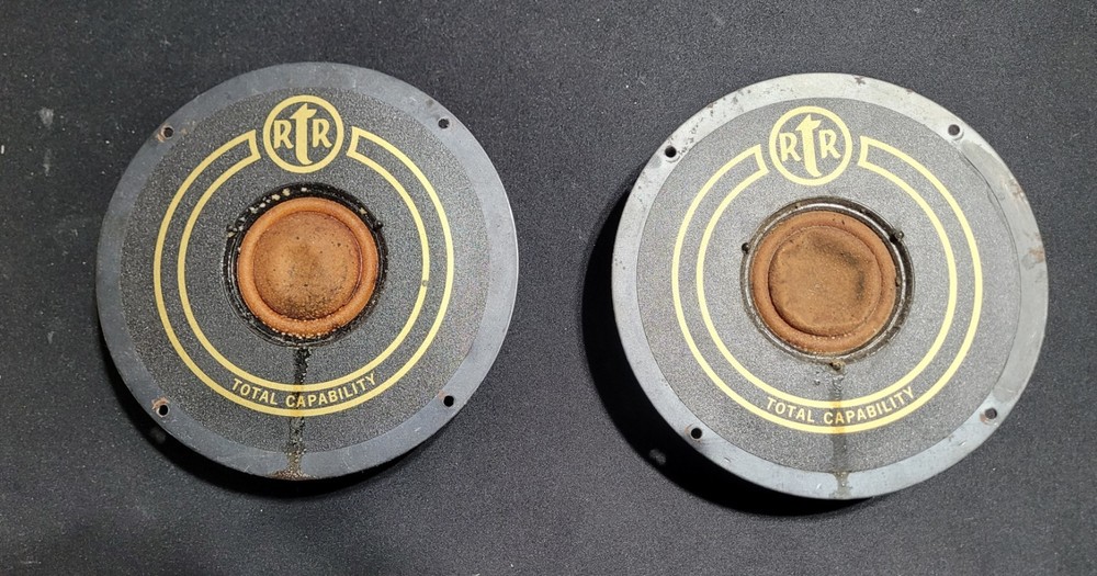 RTR #2207 tweeters ( Pair). Tested Working.