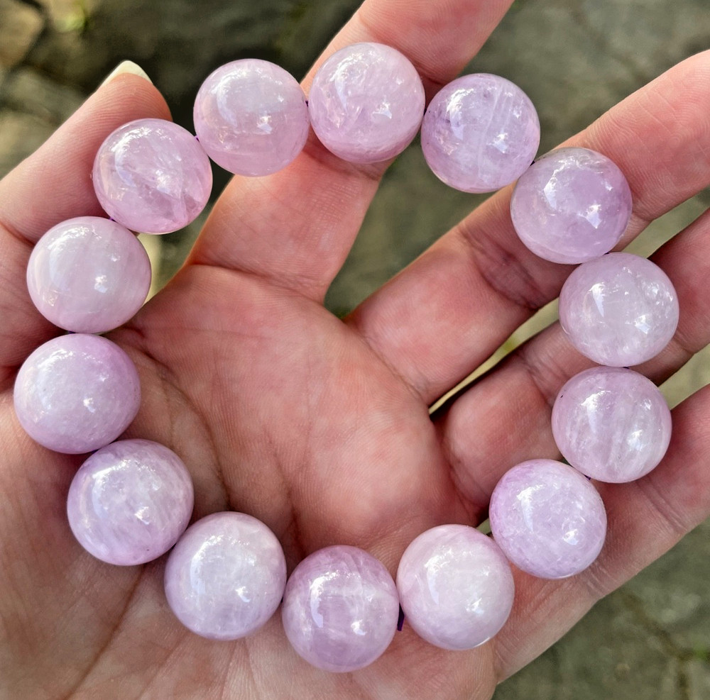 Natural large kunzite bracelet 15.8mm