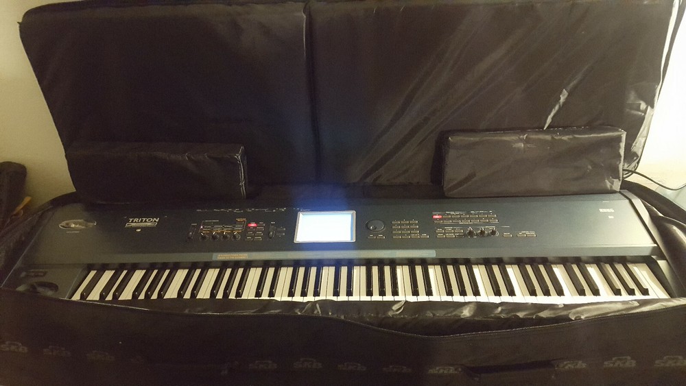 TRINITON EXTREME KEYBOARD 88 KEYS