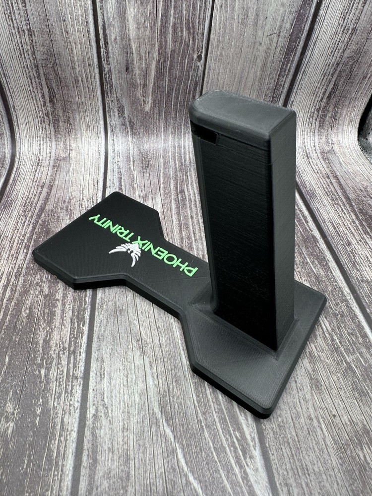 Phoenix Trinity 2011 Pistol Display Stand And Safe Organizer