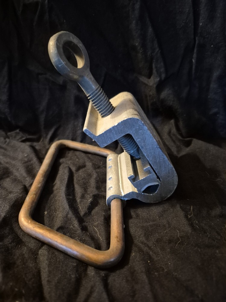 Fargo GH-284 A Hotline Stirrup