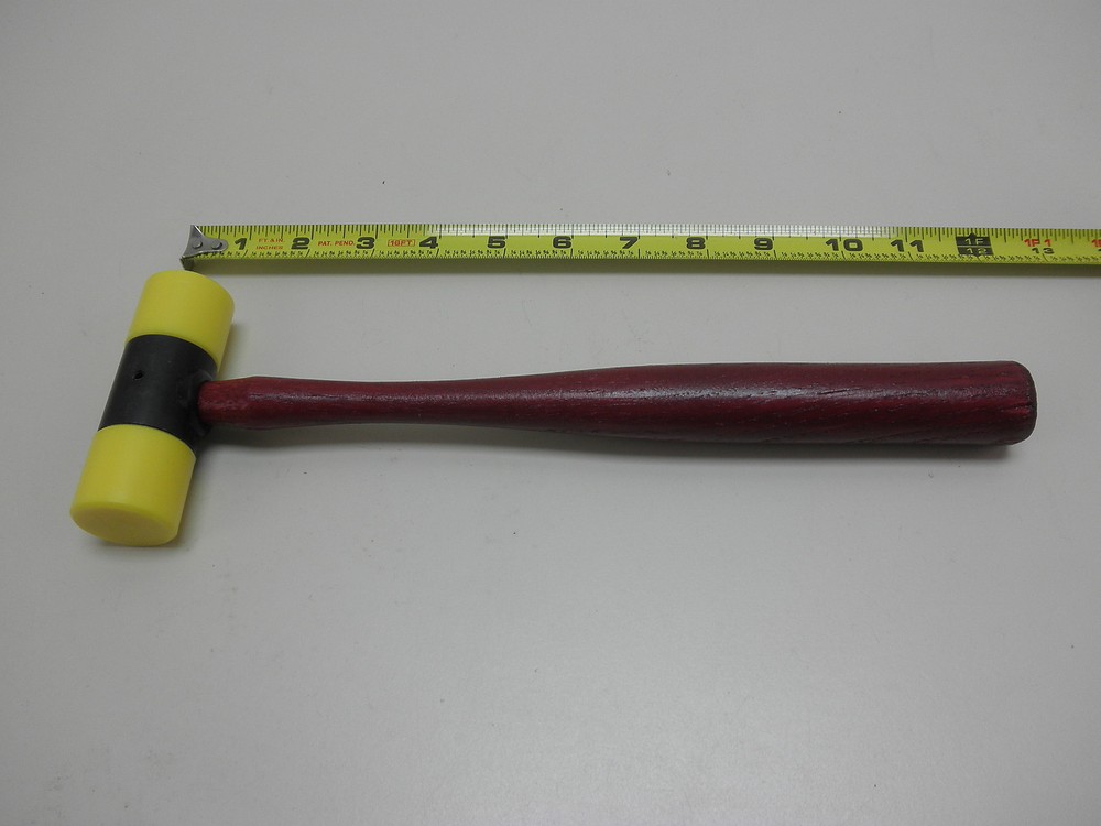 Bearcat RT-34, Replaceable Plastic Tip Wood Handle Hammer