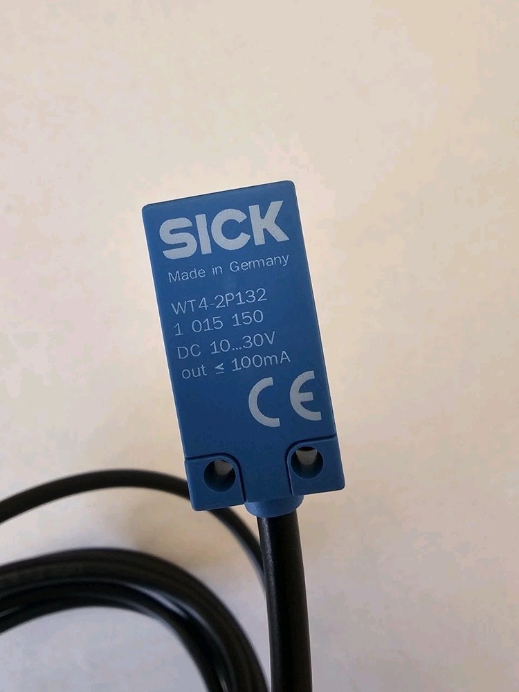 Sick WT4-2P132 Photoelectric Proximity Sensor
