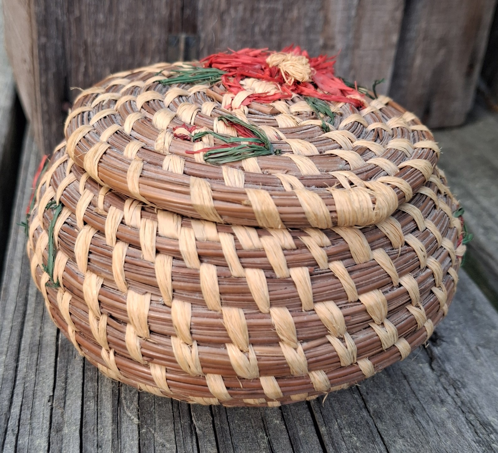 Authentic Vintage Koasati Coushatta Handmade Pine Needle Basket