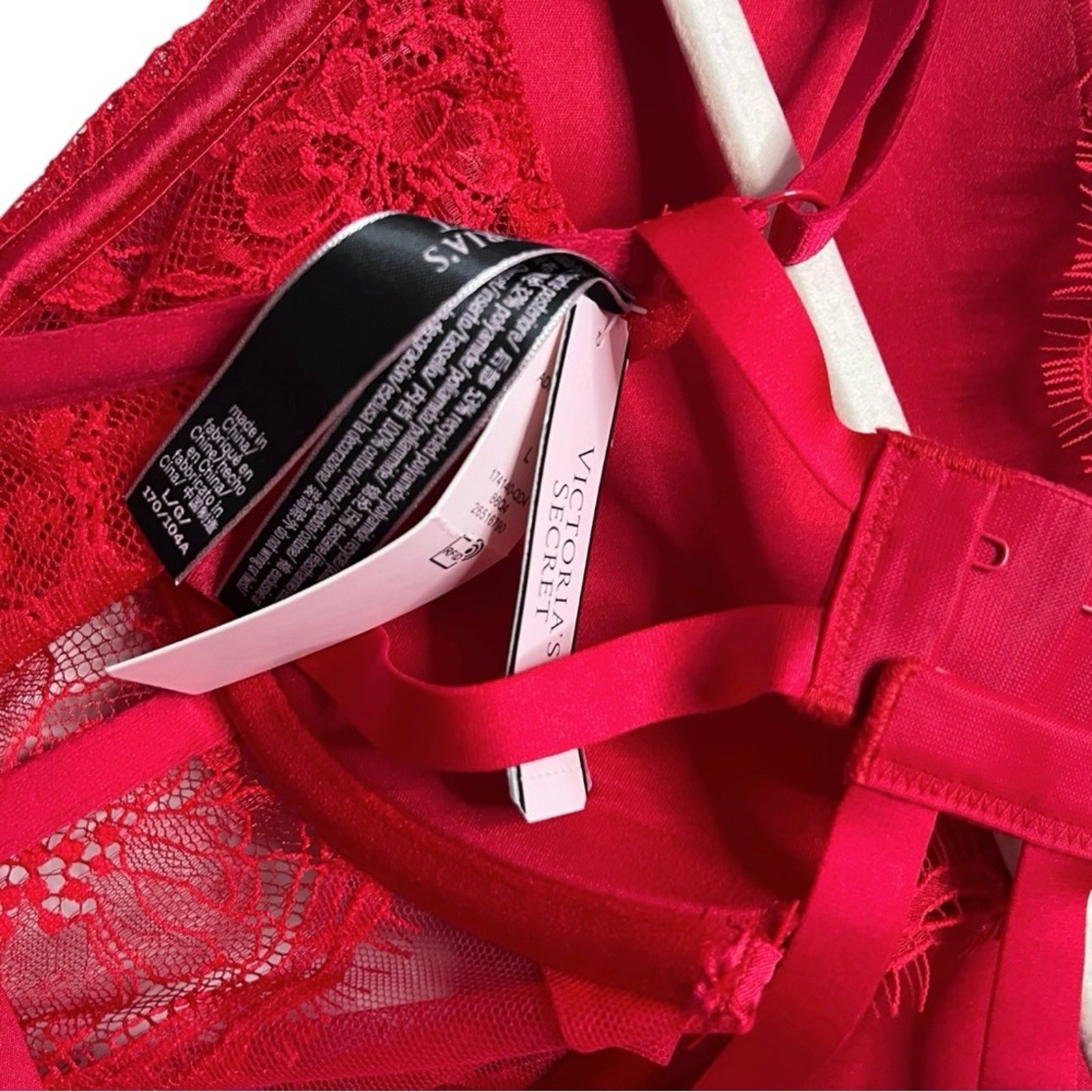 Victoria’s Secret Bombshell Lace Teddy Lipstick Red Size Large