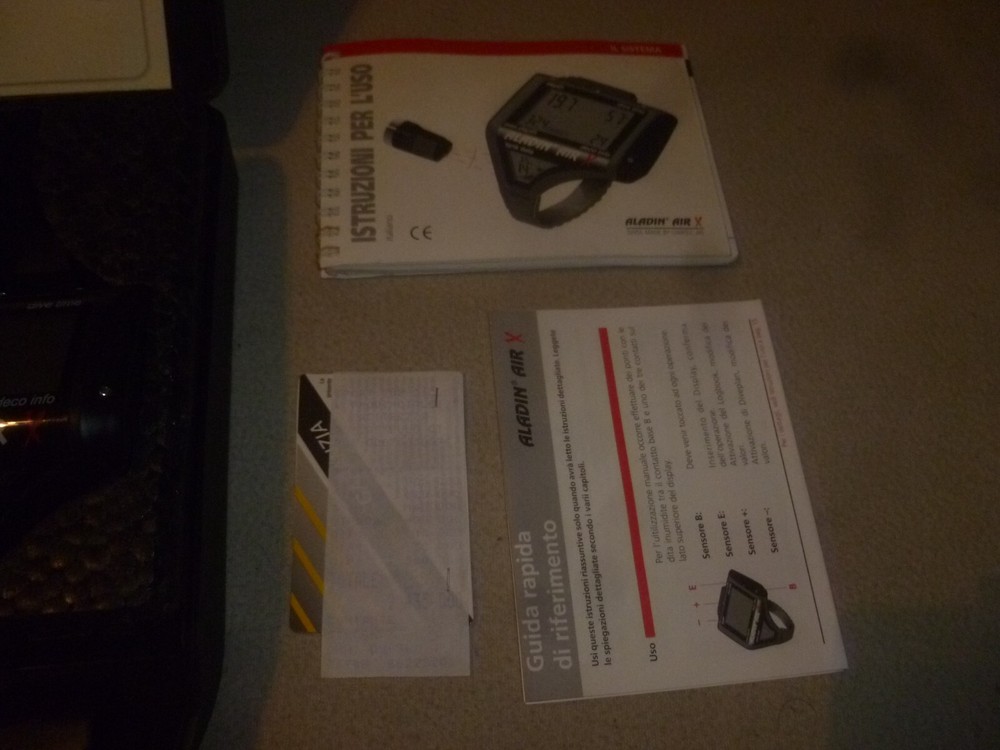 ALADIN AIR X SCUBA DIVE DIVING COMPUTER TANK DATA W CASE & MANUAL