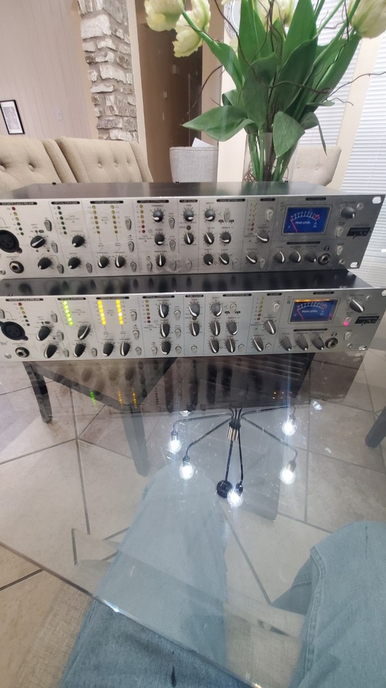lot 2 Focusrite Voice Master Pro Mic Preamp Compressor Audio Interface