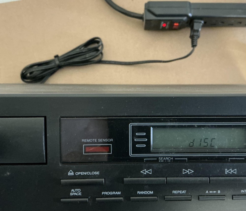 Gemini CD-100 Compact Disc Player Single CD DJ Pitch Control Stereo Black