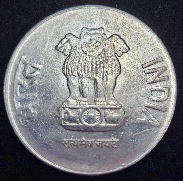 2011 INDIA 2 RUPEES CIRCULATED COIN