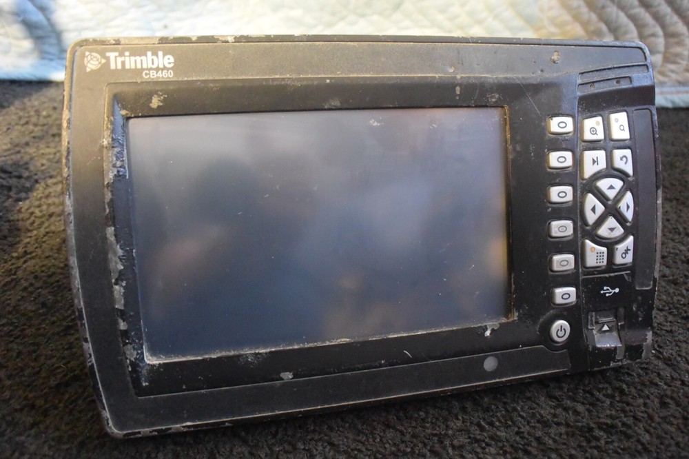 Trimble Machine Grade Control Panel Model CB460