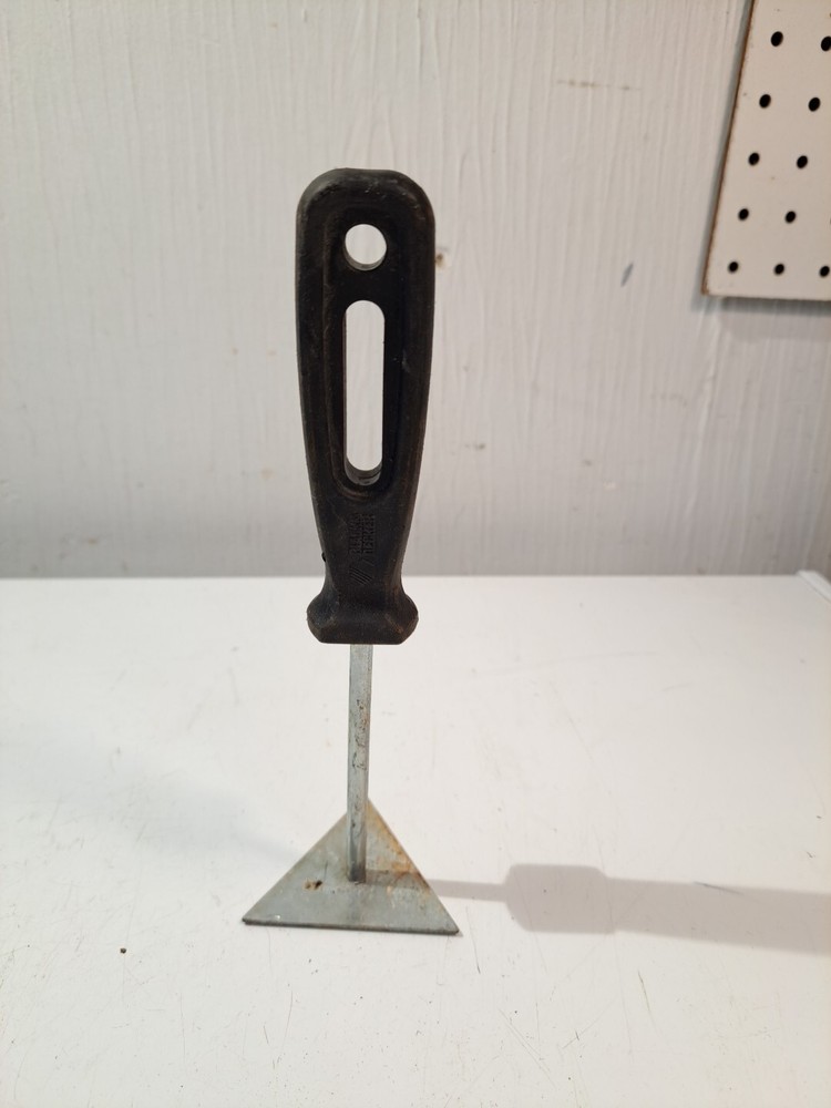 Black & Decker Triangular Shave Hook Tool Blue Paint Removal Scraper Handheld