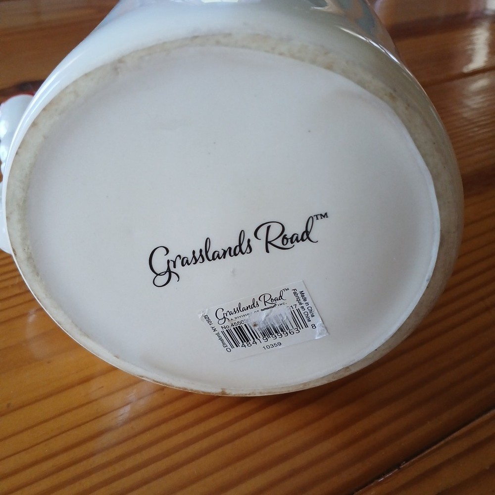 Martini Pitcher Grasslands Road