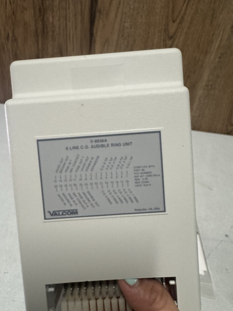 Valcom V-9936A 6 Line C.O. Audible Ring Unit Phone System Interface