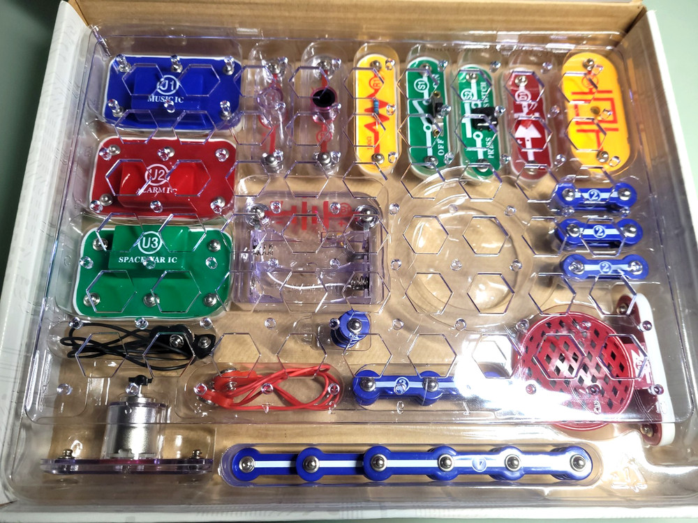 2x Sets Snap Circuits XP 2011 Microcomputer Kit SCXP-50 Elenco New + SC-100 Used