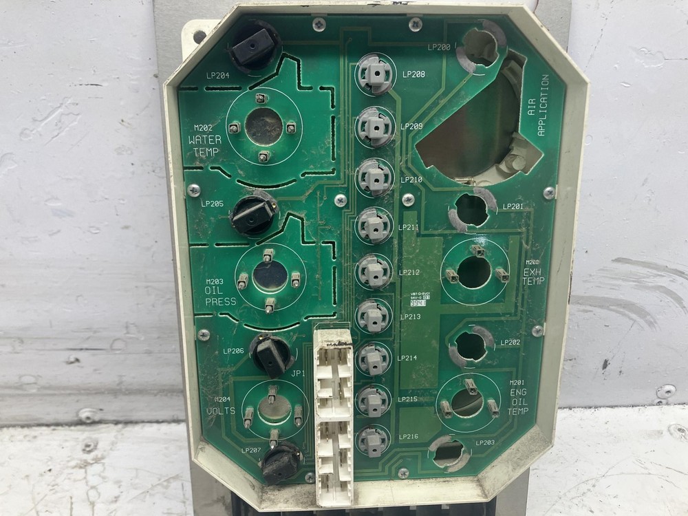 International 9200 GAUGE Dash Panel - Used