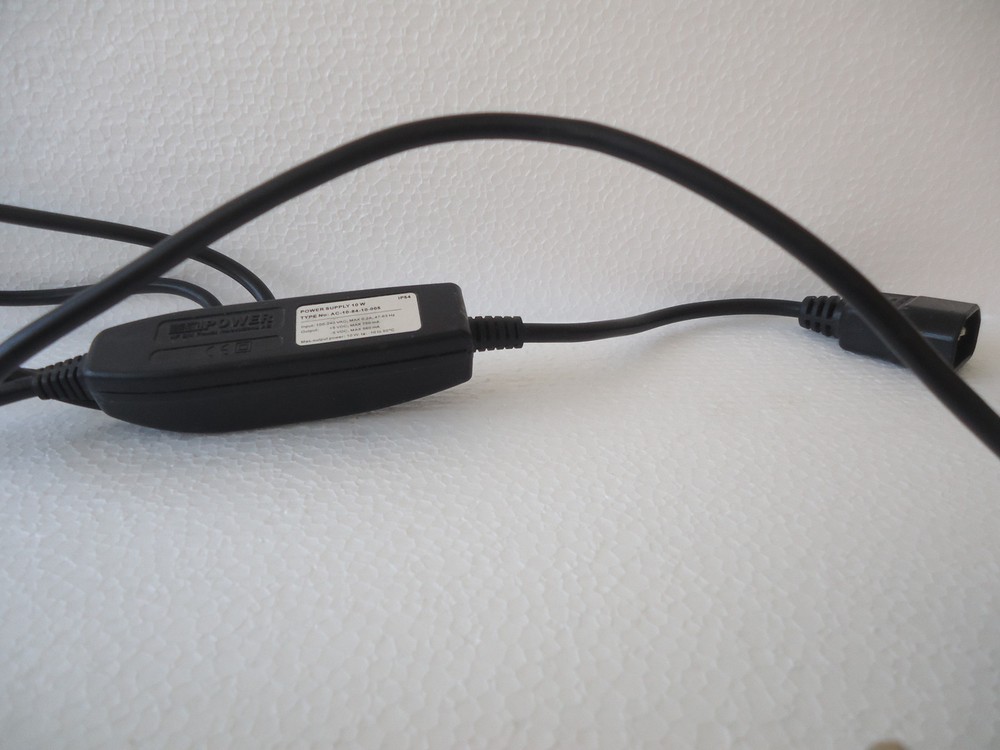 NETWORK VIKINX 1U CONTROL PANEL 32-ProS INCLUDING UNIVERSAL POWER SUPPLY