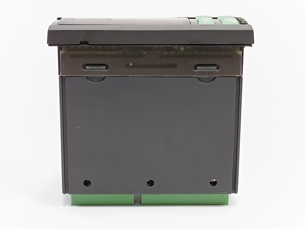 Carel IRELC0HH225 Temperature Controller