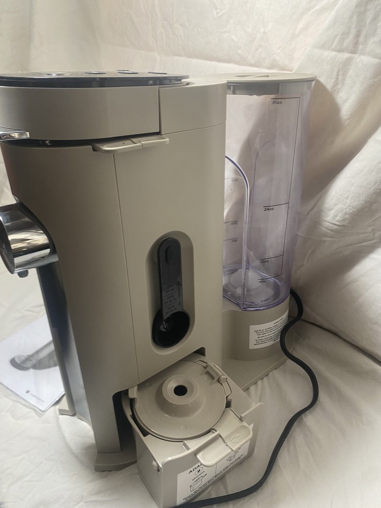 Ninja Single Serve Coffee Maker 6 to 24 oz Barely used, see description