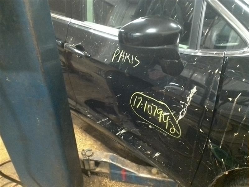 Driver Left Front Spindle/Knuckle Fits 17 PACIFICA 10190522