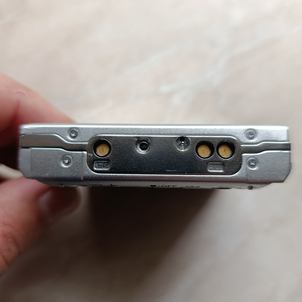 Sharp MD-ST521 Silver Used Working Battery Good