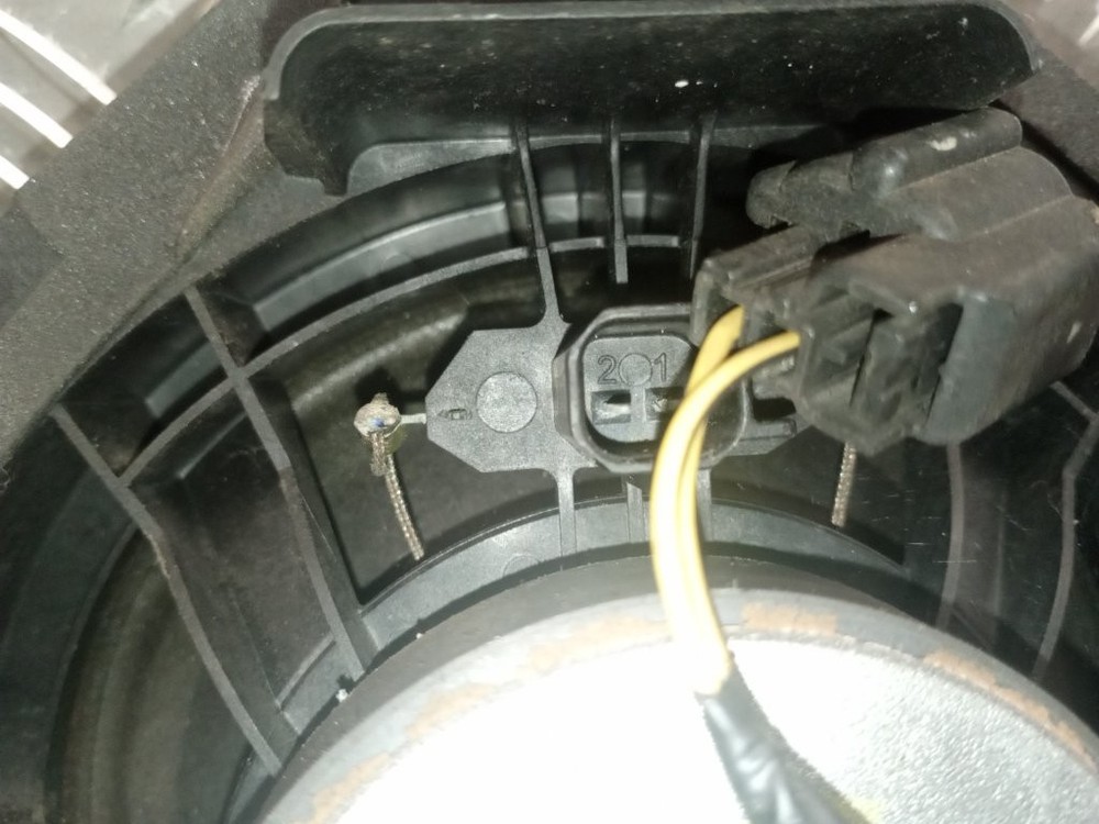 VAUXHALL ASTRA J ACTIVE 2012 FRONT DRIVER DOOR SPEAKER