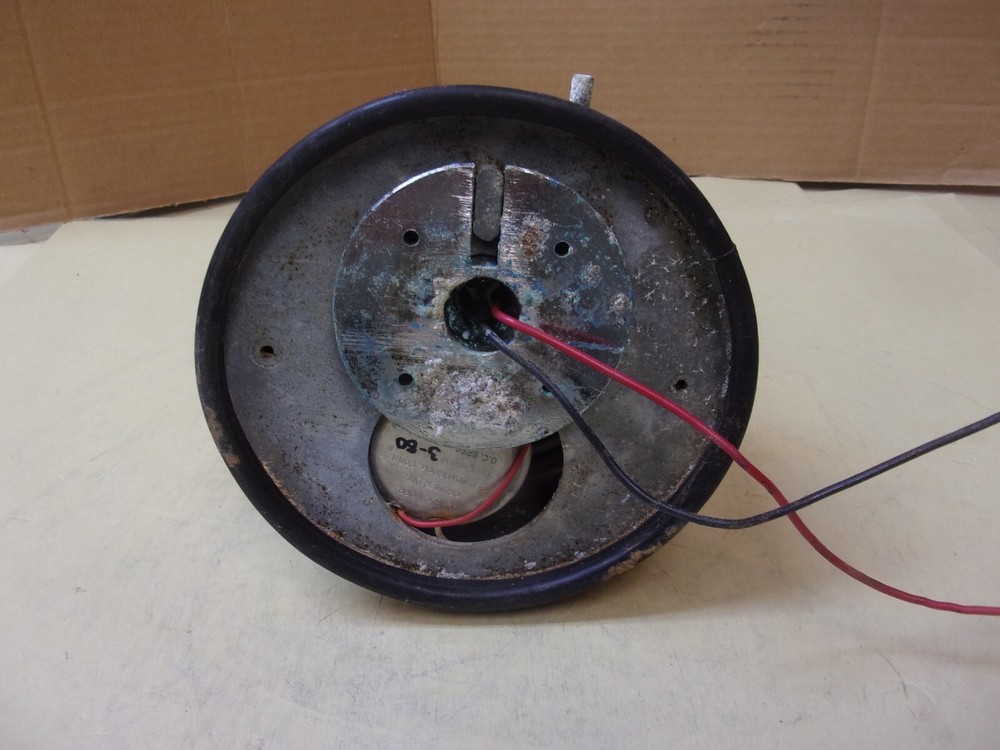 Whelen Model 66 Rota-Beam , 24V