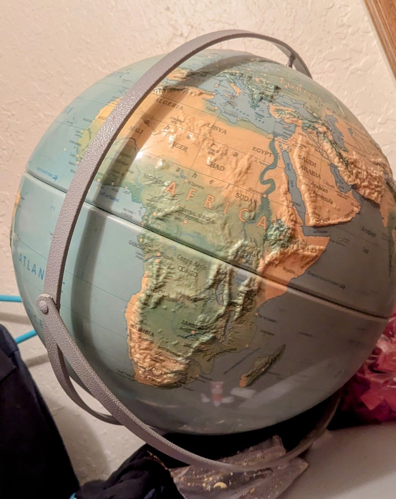 Big Collectors Globe