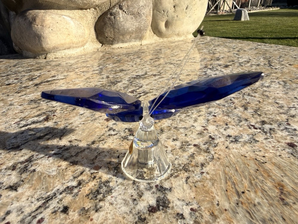 Glass Butterfly light Up. Untested. Needs Battery