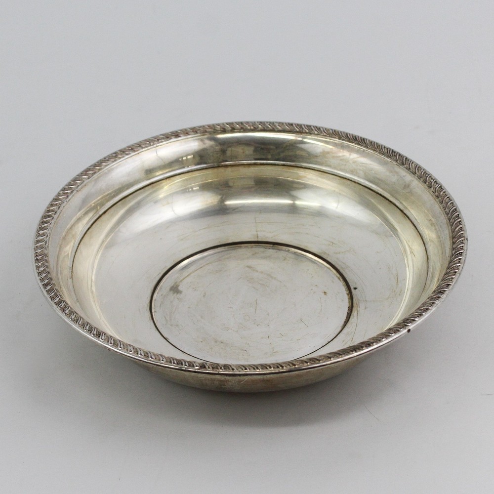 Vintage Art S. Co Silver Plate Round 9" Reticulated Serving Bowl 2" Deep