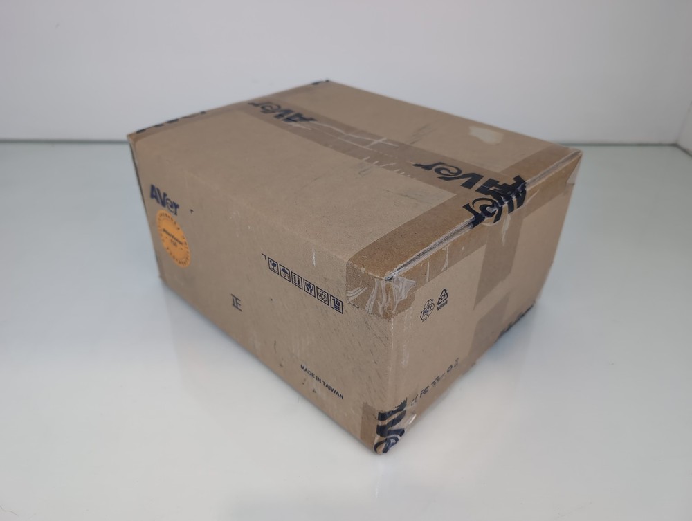AVerVision F30 VGA digital document camera - New boxed