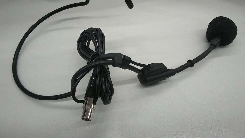CLASSIC PRO Wireless Microphone CWR-800PLUS Used