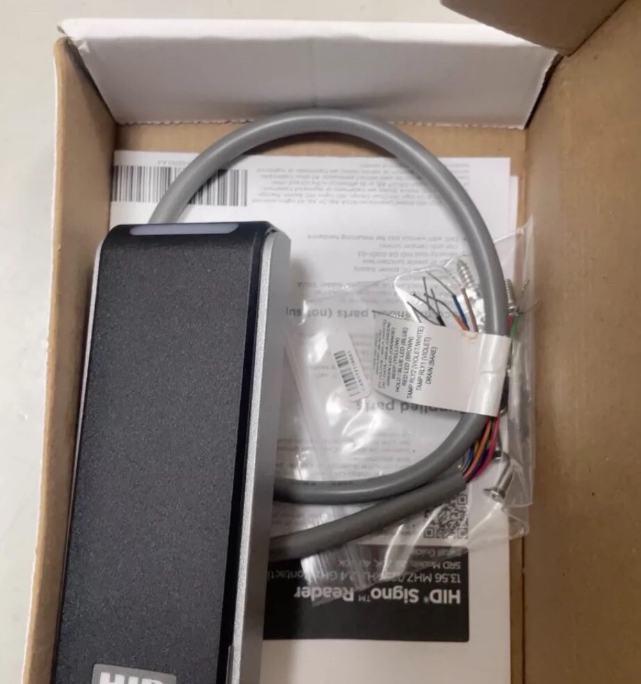 HID Signo20  20NKS-00-000000  Smart Card Access Control Reader