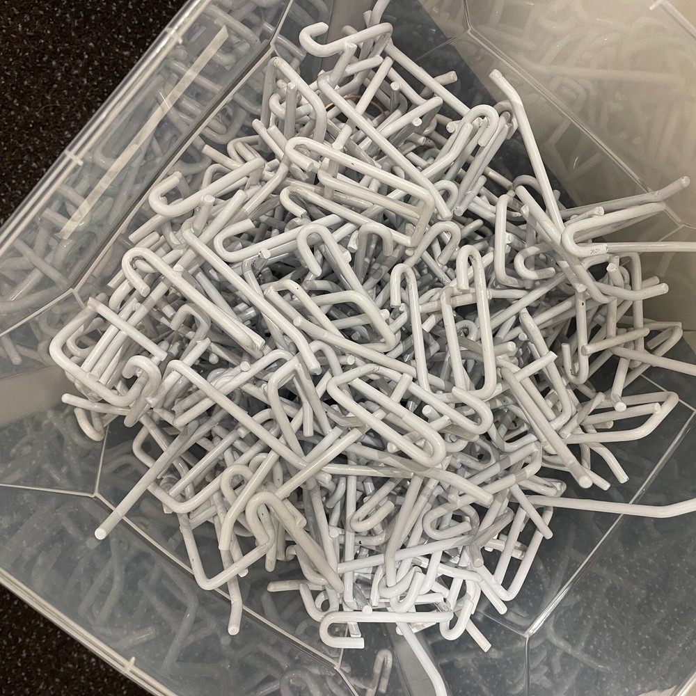 4" White Gridwall Screen Hooks