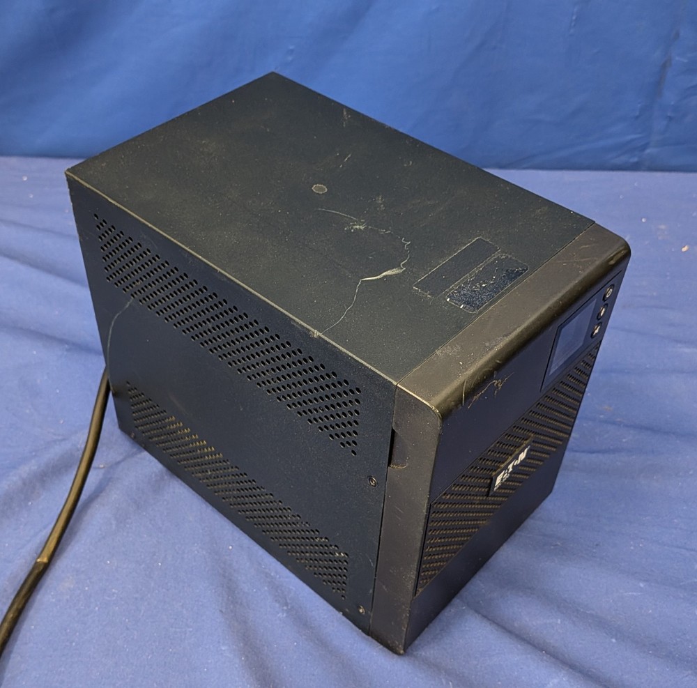 Eaton Uninterruptable Power Source S/N# SSC500