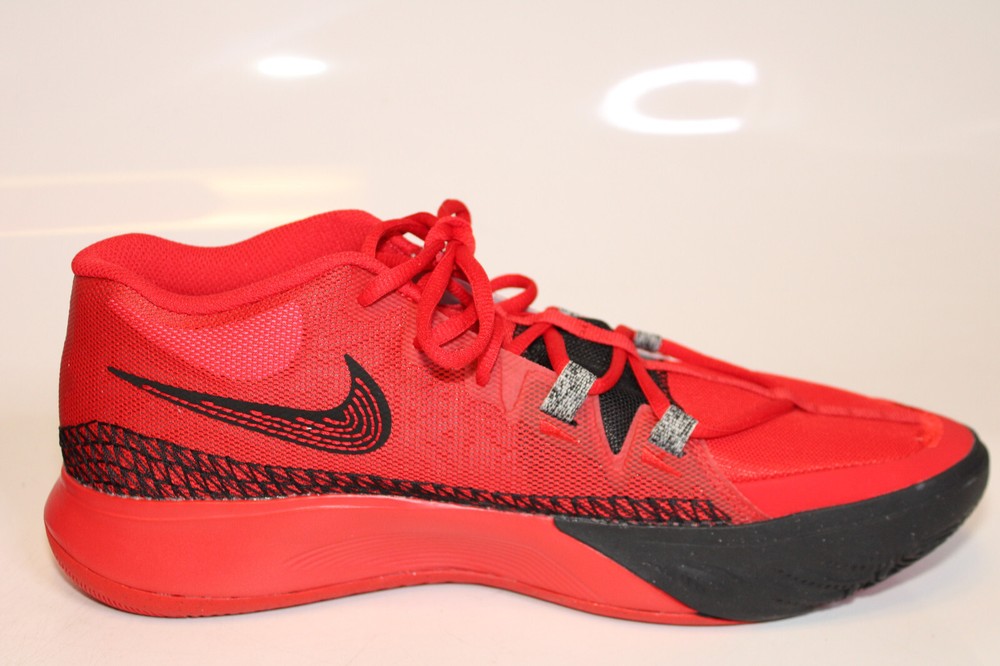Nike Kyrie Flytrap 6 University Red DM1125-600