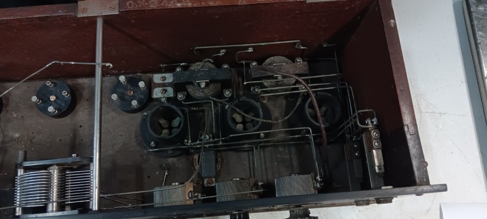 Vintage MU-RAD Broadcasting Receiver MA-15?