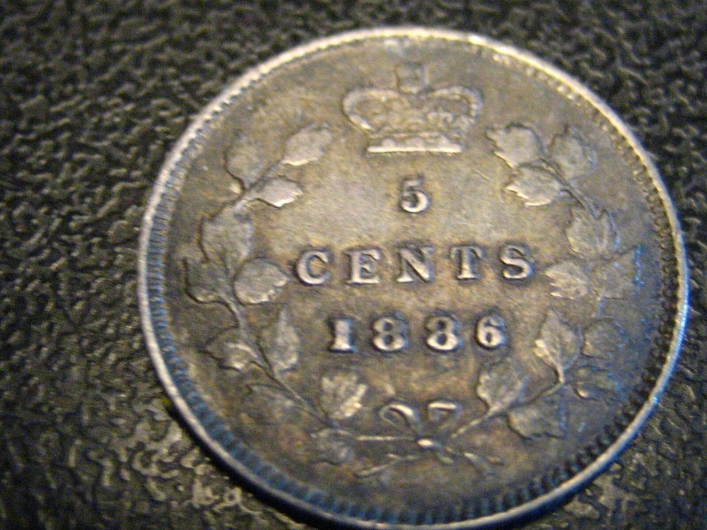 1886 Small 6 Canadian 5 Cent Silver