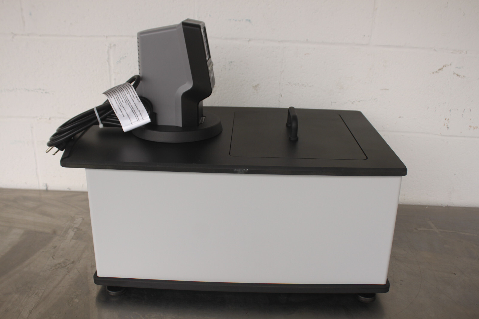 NEW VWR 89400-974 MX15H135-V11B MX 15L HT Heated Circulating Water Bath