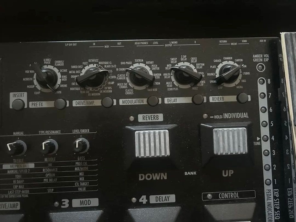 KORG A3200G Bass Multi Effects Processor w/ Case Adapter Tested from japan
