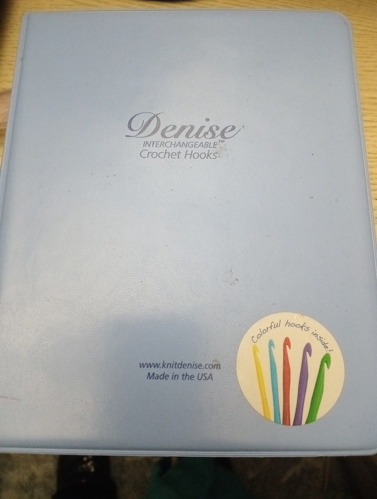 Denise Interchangeable   Crochet Hook Set