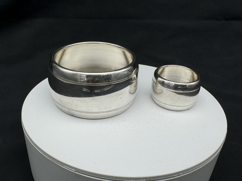 Sterling Silver Napkin Ring with one Miniature