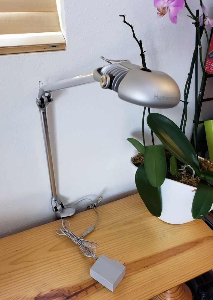 Humanscale LED Element 790 Task Light w/ Flex Arm & Clamp Base, 6w = 90w