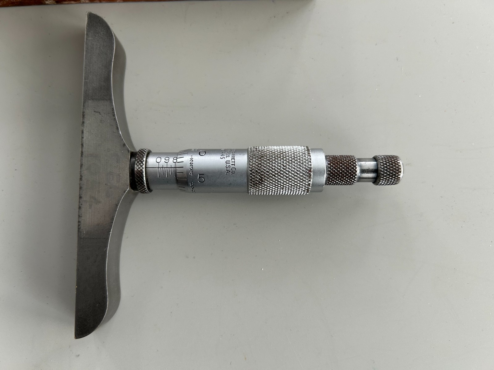 STARRETT 445 MICROMETER KIT WITH WOOD CASE BOTTOM 9 RODS