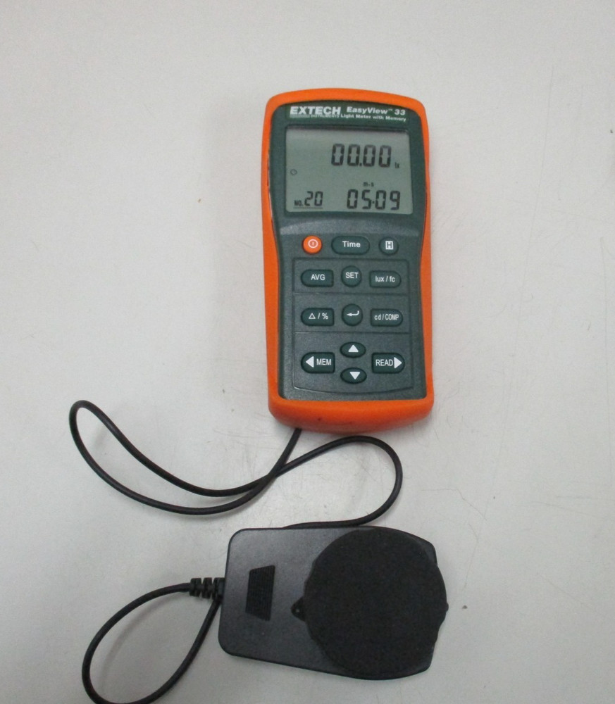 Extech EA33 EasyView Light Meter with Memory