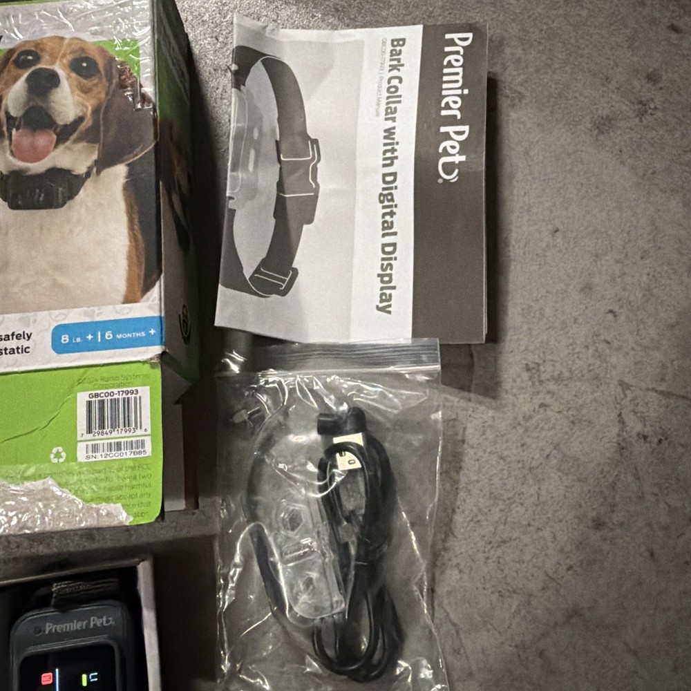 Premier Pet Bark Collar Digital Display - Reduces barking quickly & safely