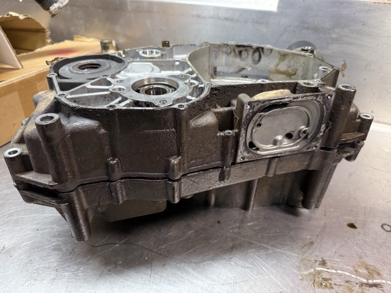 07 Arctic Cat 650 H1 OEM Engine Crankcase Motor Crank Cases Prowler XT 2006-2009