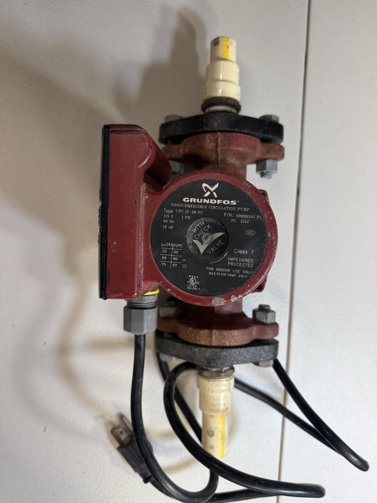 UPS15-58FC Grundfos Circulation Pump 115V 3-Speed Hydronic Untested