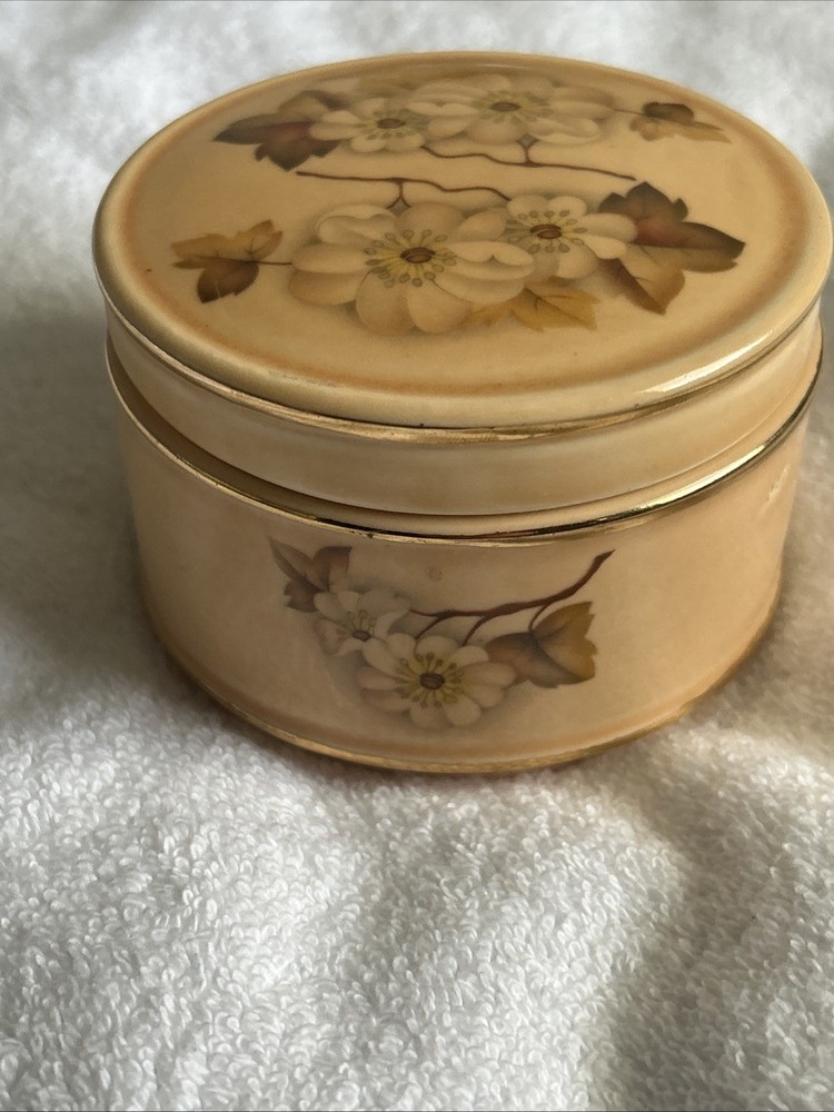 Sadler England Round Flowered Box. 9