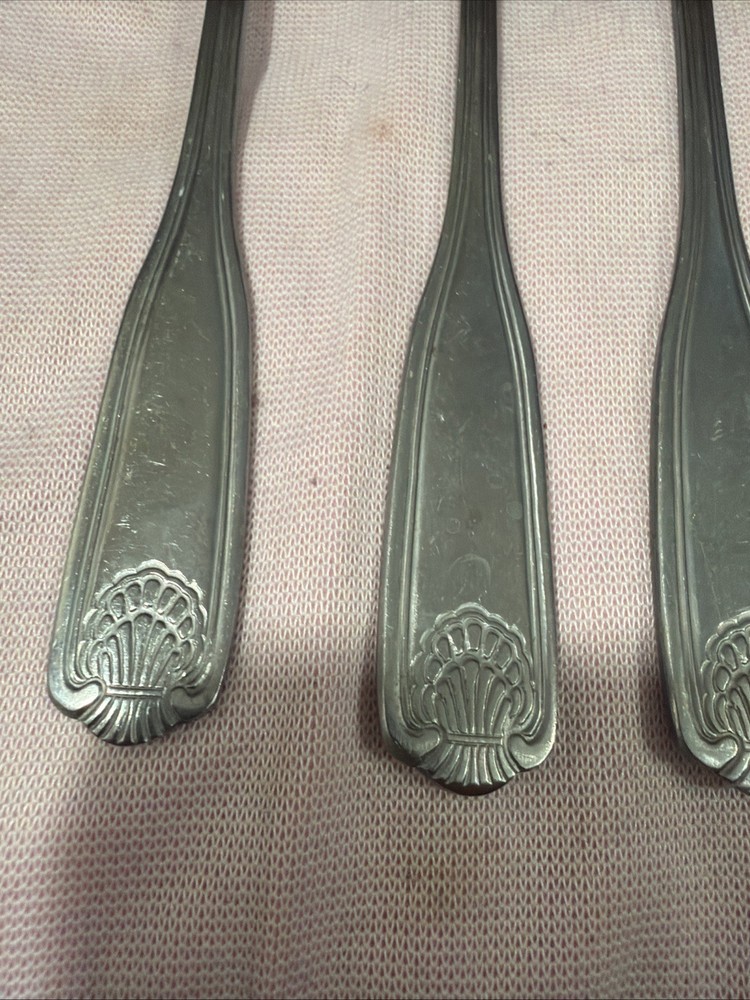 Vintage Royal Chicago SHELL Flatware Set-7 Piece Iced Teaspoons