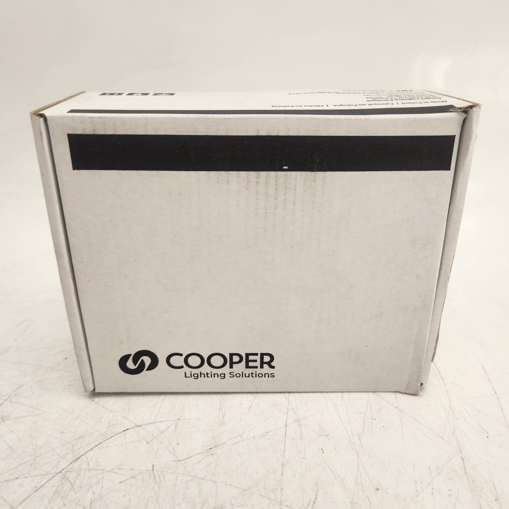 Cooper WSP-UV-010 Wireless Universal Voltage Dimming Switchpack | New